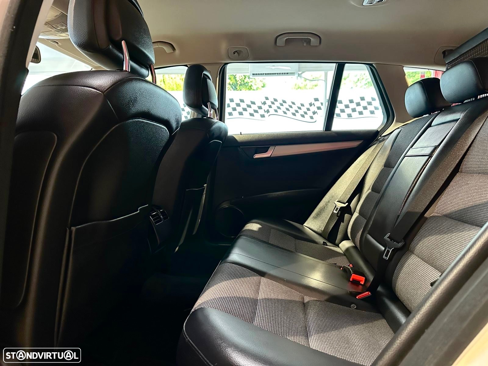 Mercedes-Benz C 220 BlueTEC Avantgarde+ - 14