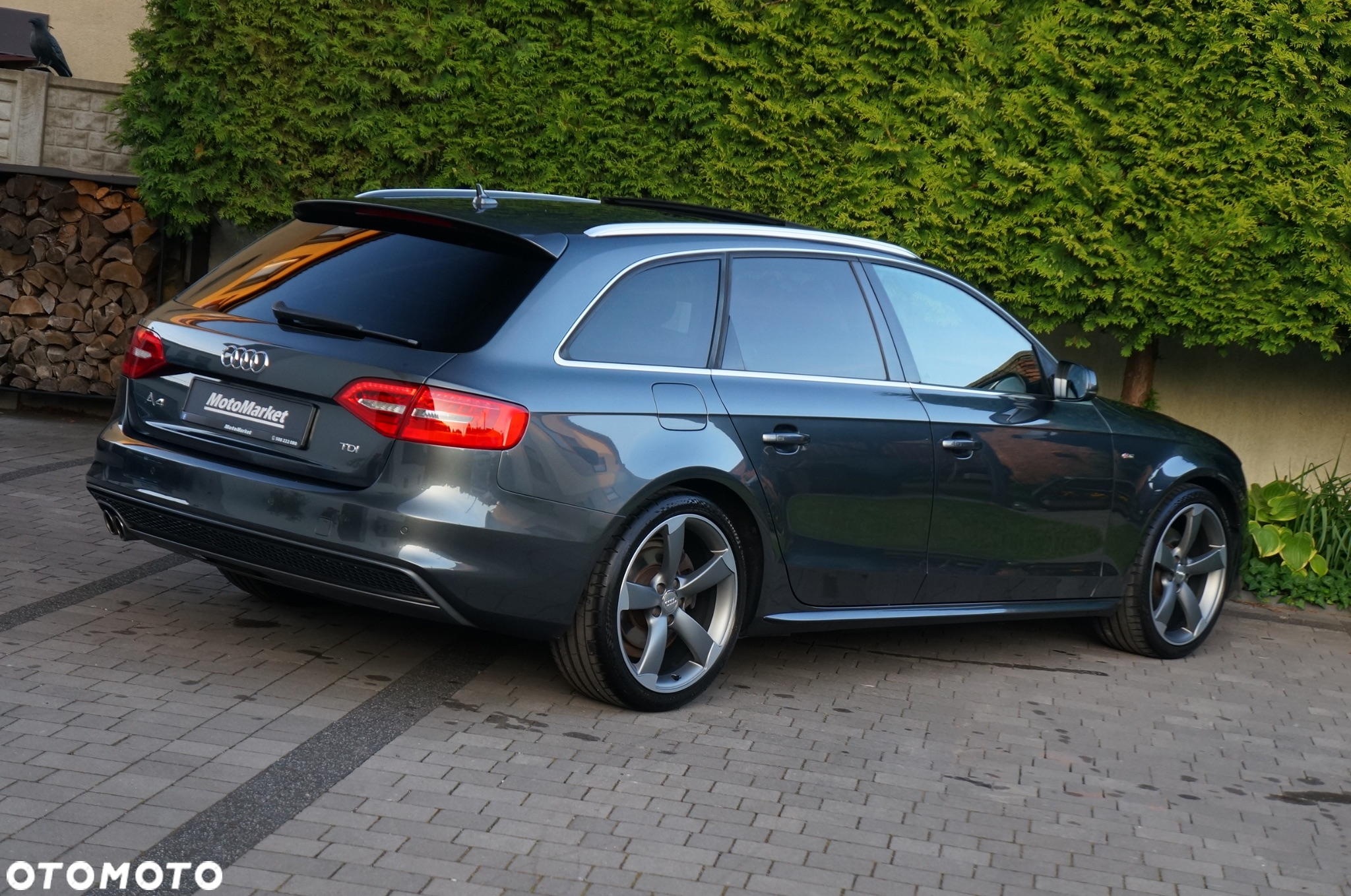 Audi A4 Avant 2.0 TDI DPF S line Sportpaket - 12