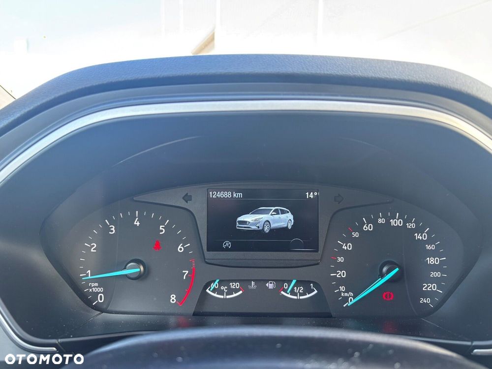 Ford Focus 1.0 EcoBoost Titanium - 18