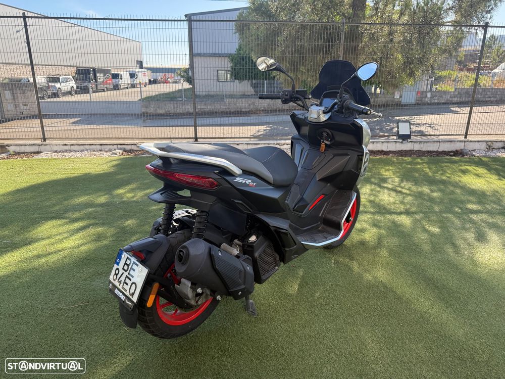 Aprilia SR GT 125 - 8