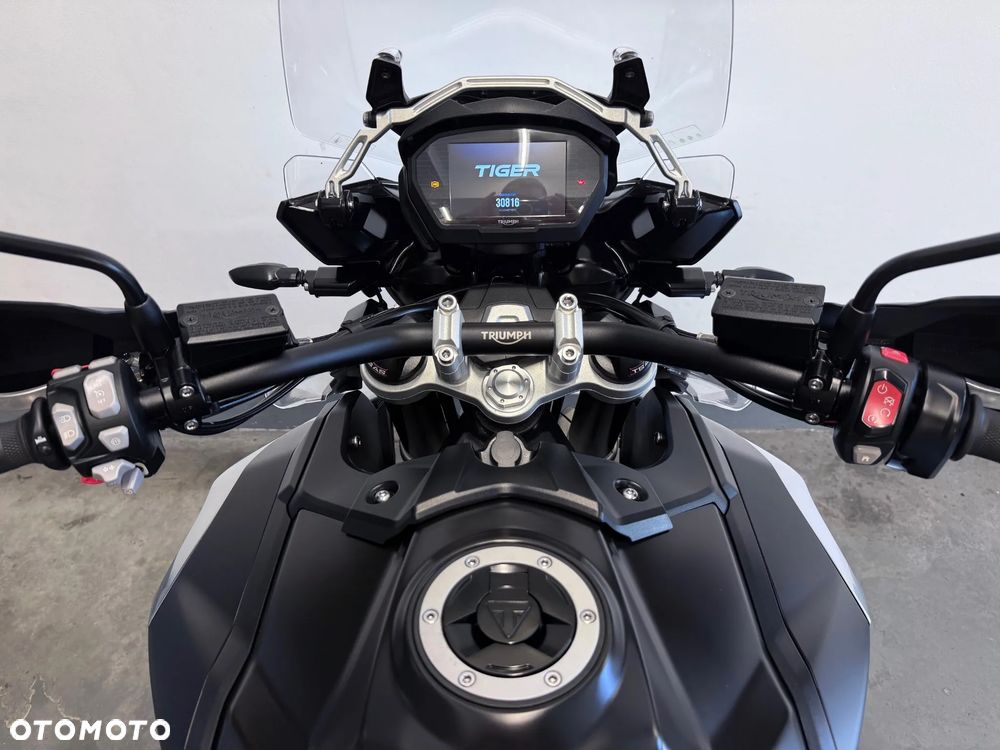 Triumph Tiger - 10