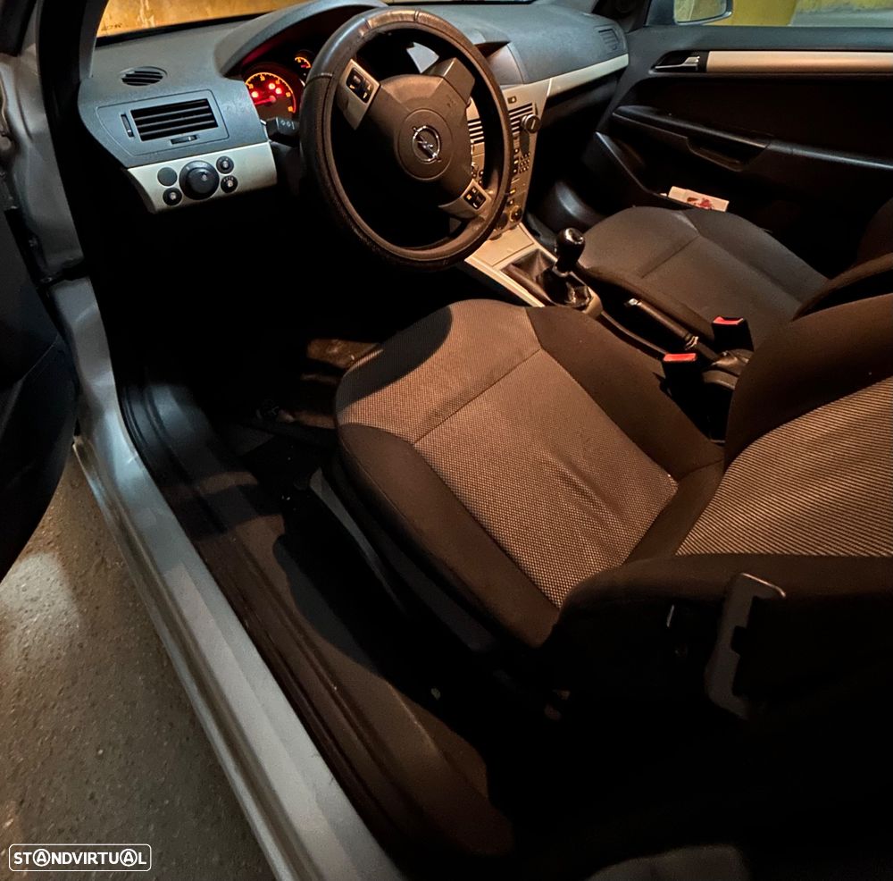 Opel Astra 1.3 CDTi Enjoy EcoFLEX - 7