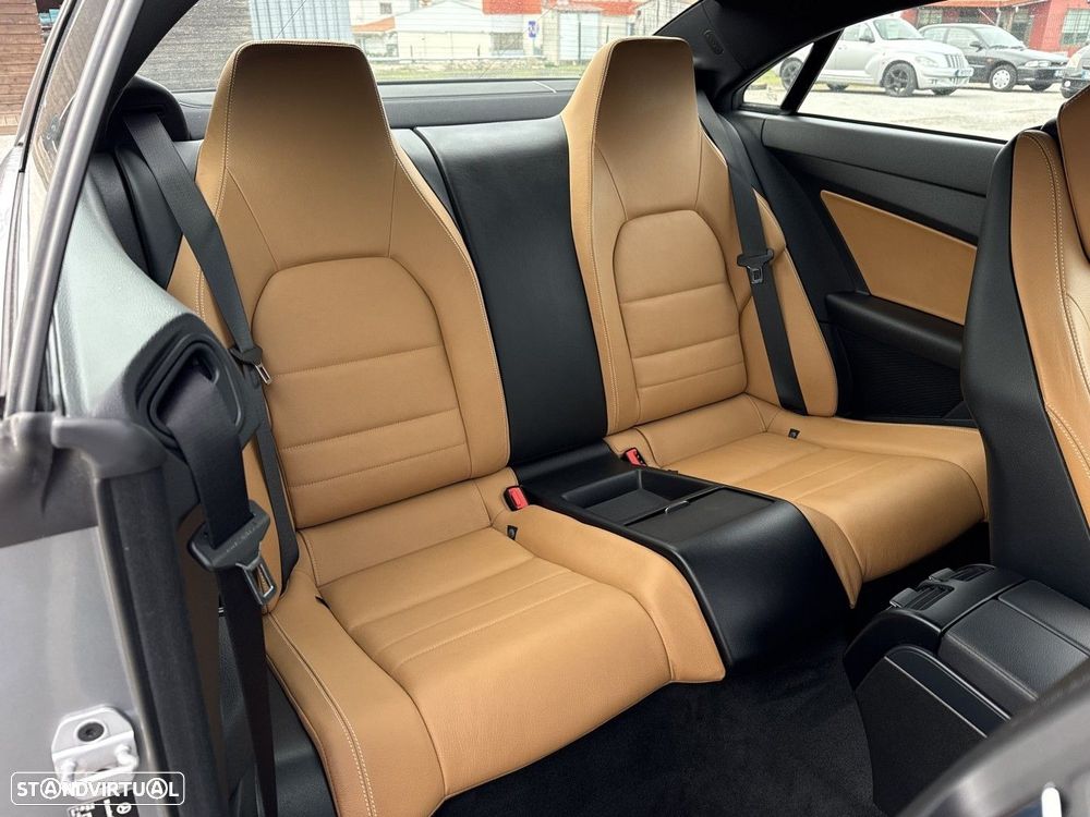 Mercedes-Benz E 220 CDi Avantgarde BlueEfficiency - 12