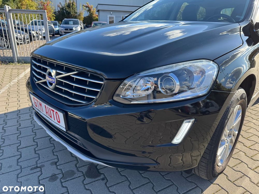 Volvo XC 60 D4 Drive-E Momentum - 4