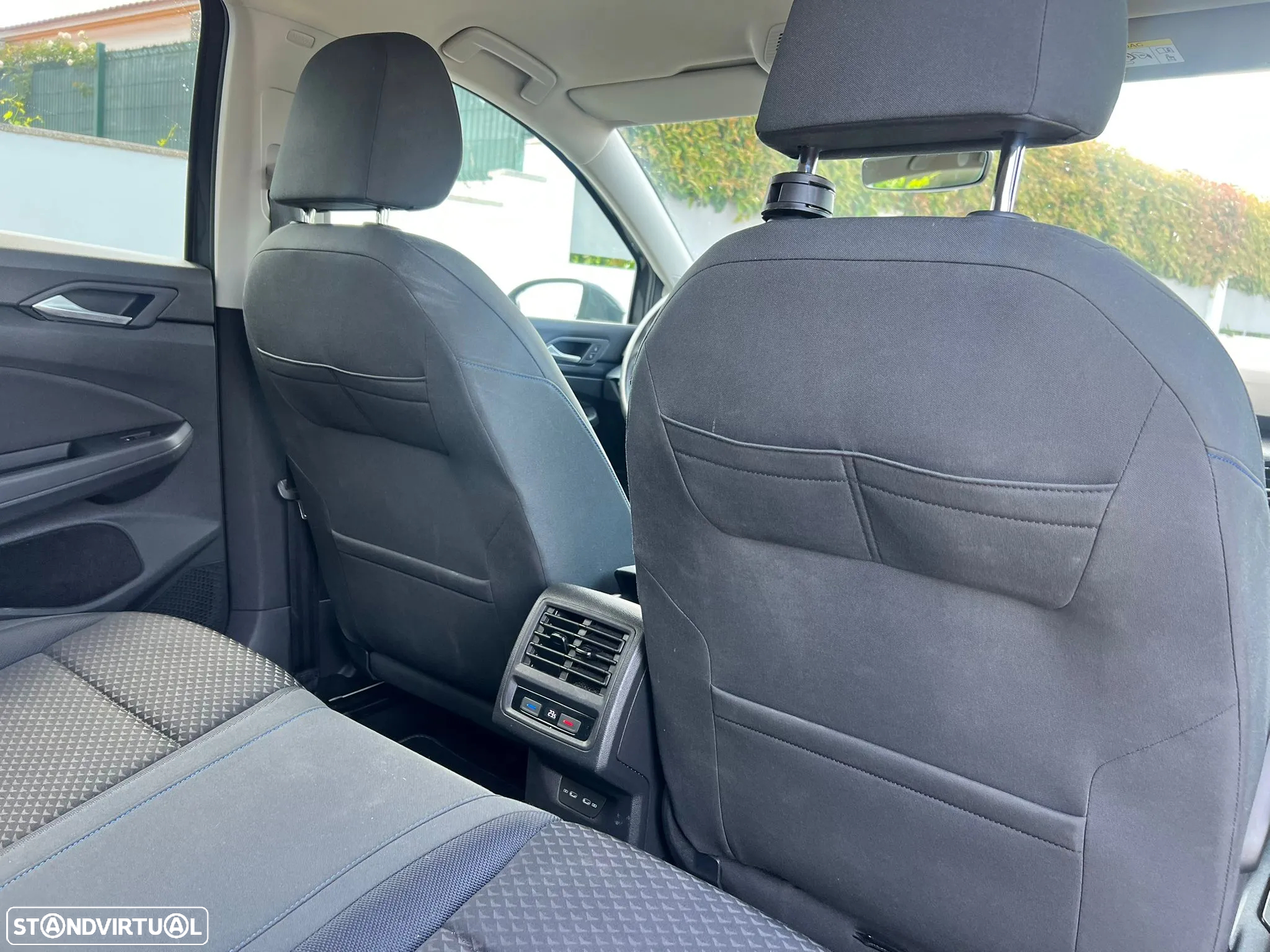 VW Golf 1.0 TSI OPF United - 10