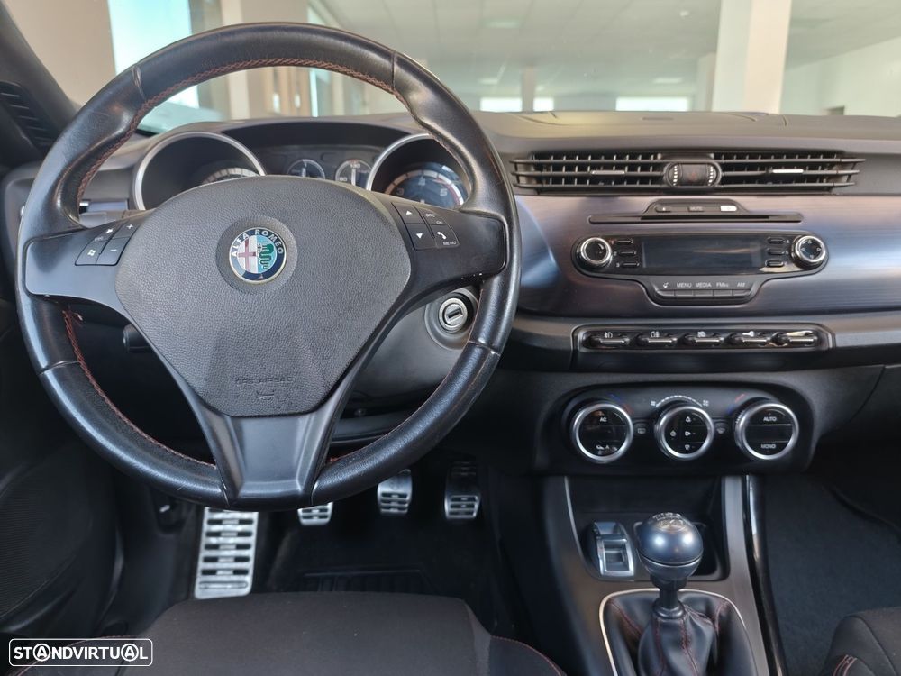 Alfa Romeo Giulietta 2.0 JTDM Distinctive - 14