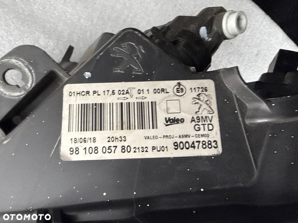 Reflektor Przód strona lewa Peugeot 208 II 9810805780 LIFT - 4