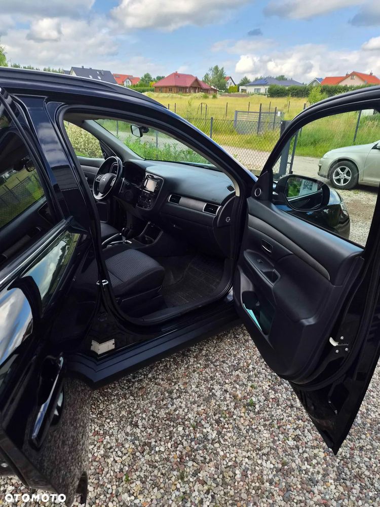 Mitsubishi Outlander 2.0 Intense + CVT - 8