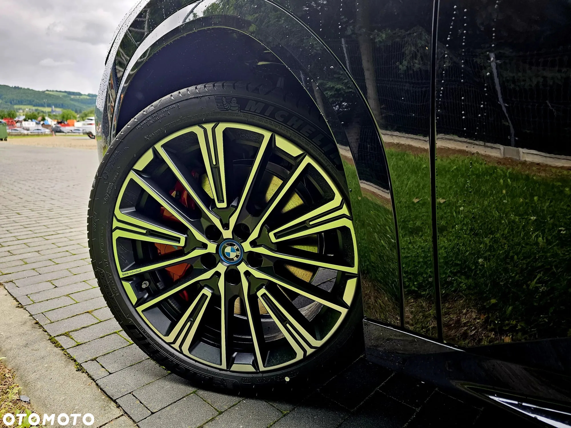 BMW iX2 eDrive20 66.5kWh M Sport Edition - 16