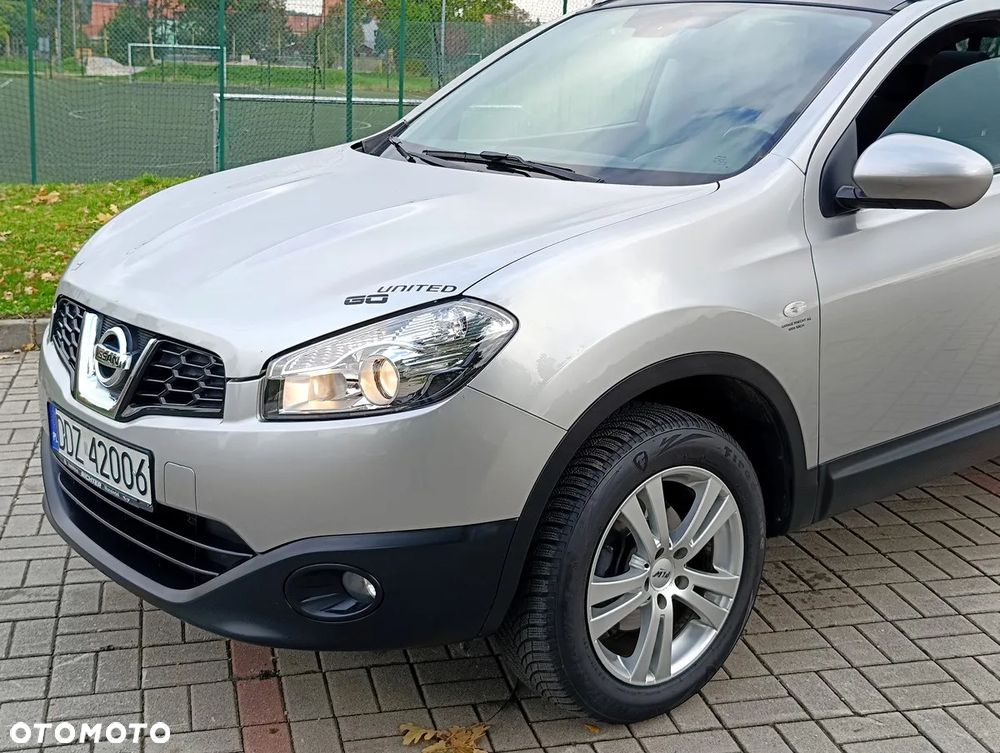 Nissan Qashqai 2.0 4 x 4 CVT tekna - 19