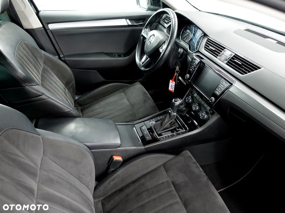 Skoda Superb 2.0 TDI Style DSG - 12