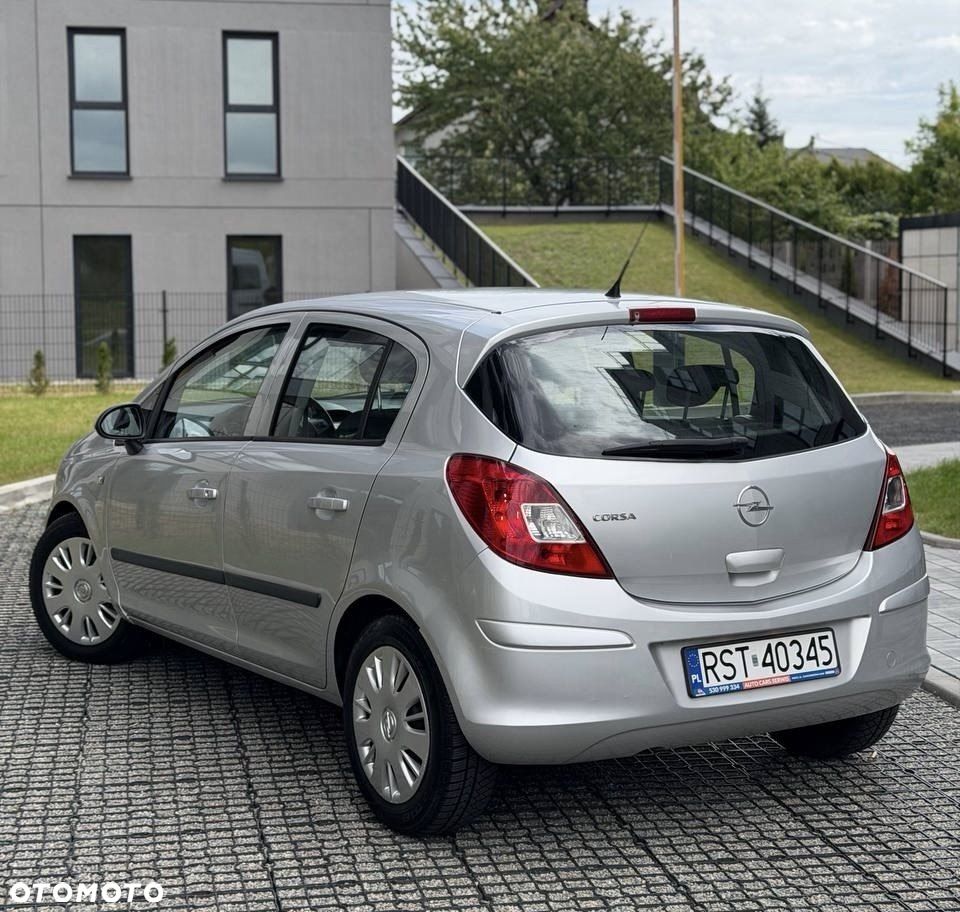 Opel Corsa 1.4 16V Enjoy - 5
