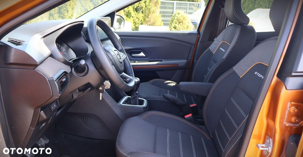 Dacia Sandero Stepway - 13