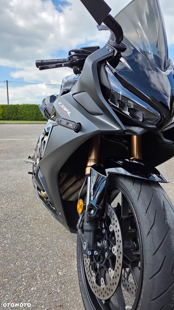 Honda CBR - 6