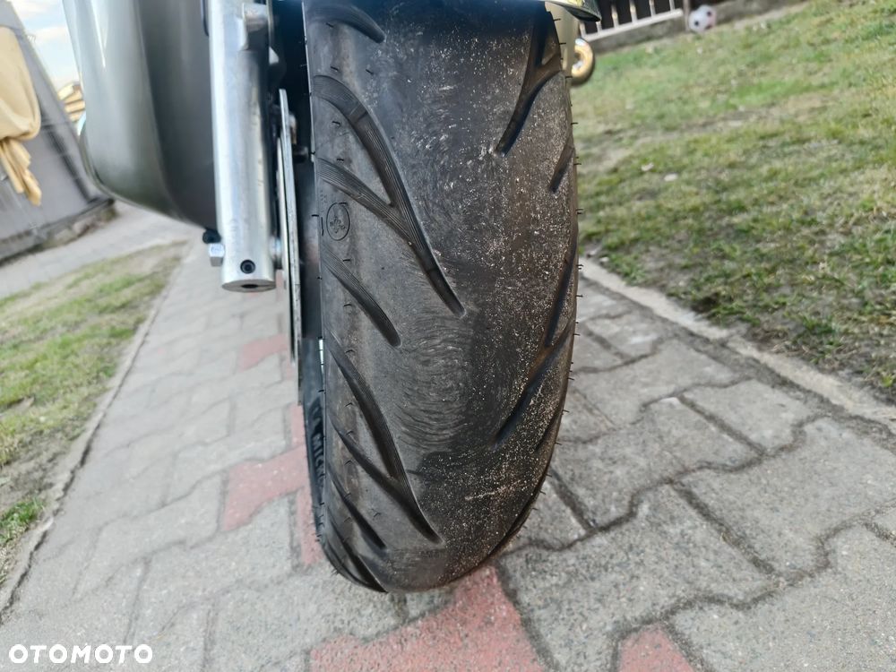 Yamaha XVZ - 15