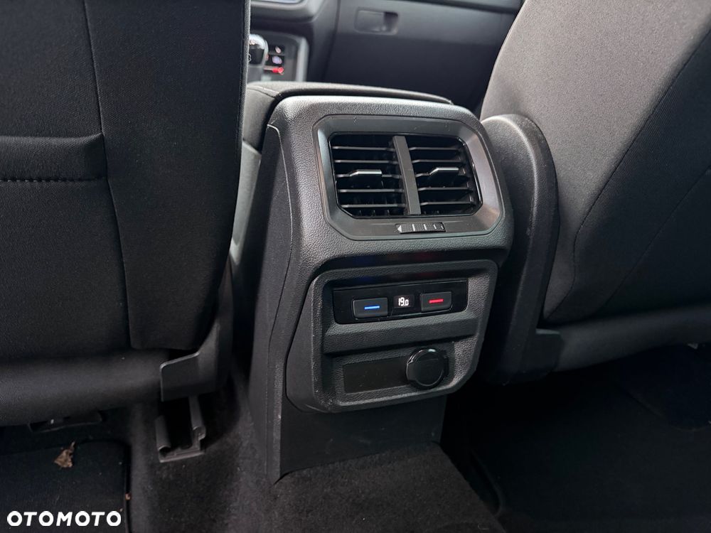 Volkswagen Tiguan - 23