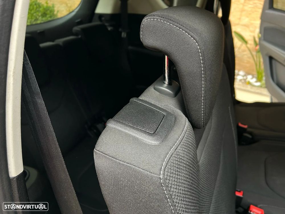 Ford S-Max 2.0 TDCi Titanium - 54