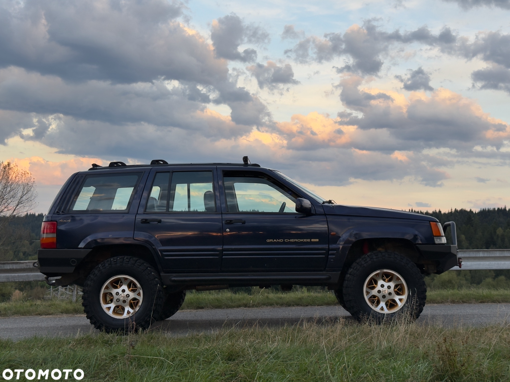 Jeep Grand Cherokee 4.0 Limited - 23
