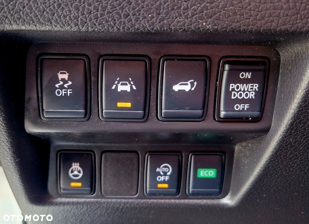 Nissan X-Trail - 24