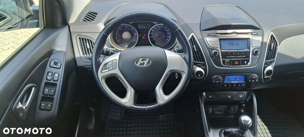 Hyundai ix35 - 22