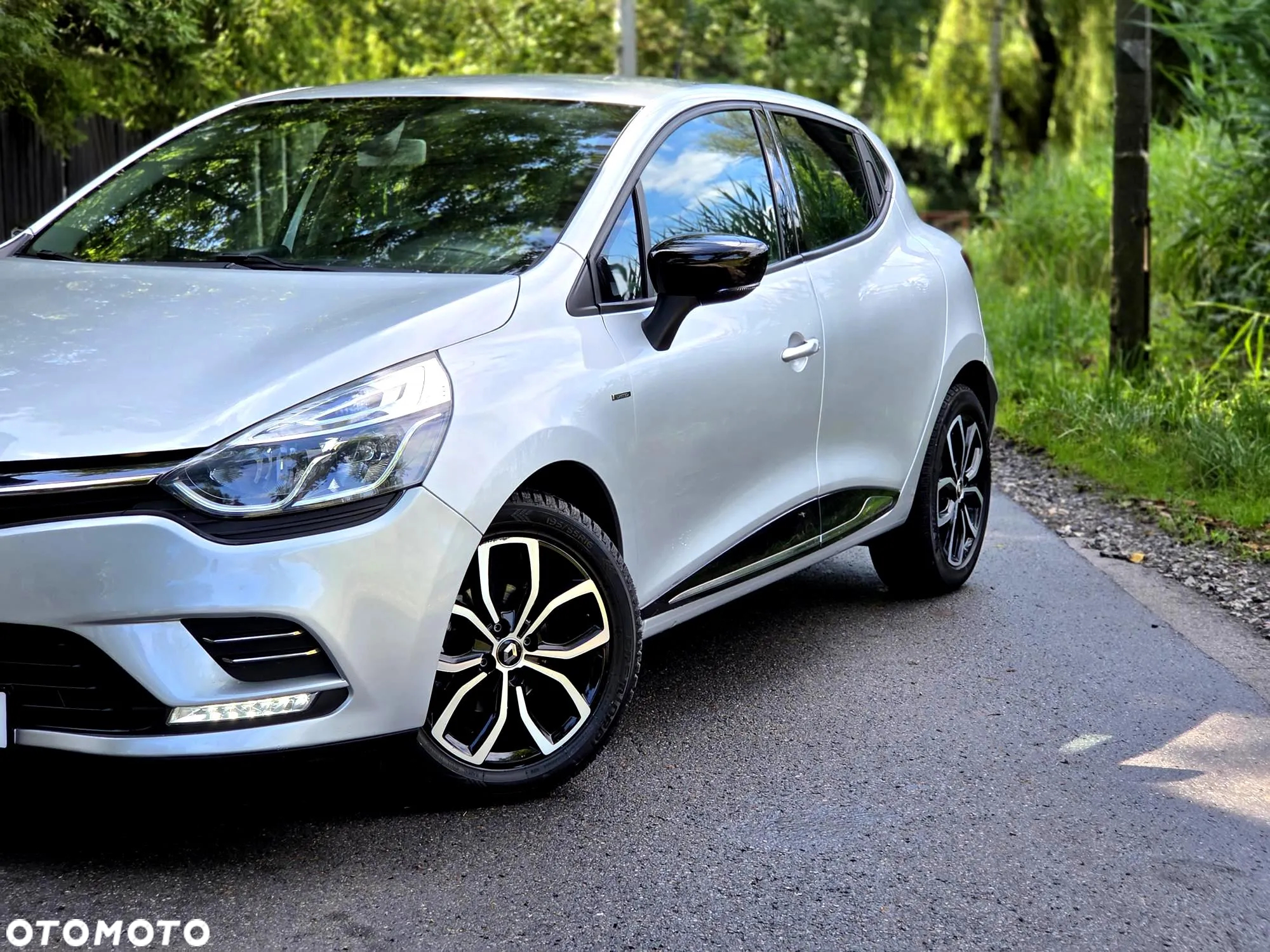 Renault Clio 0.9 Energy TCe Limited - 25