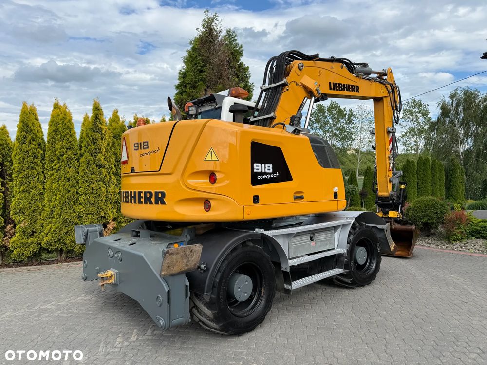 Liebherr 918 Compact  Rototilt + Szczypce - 9