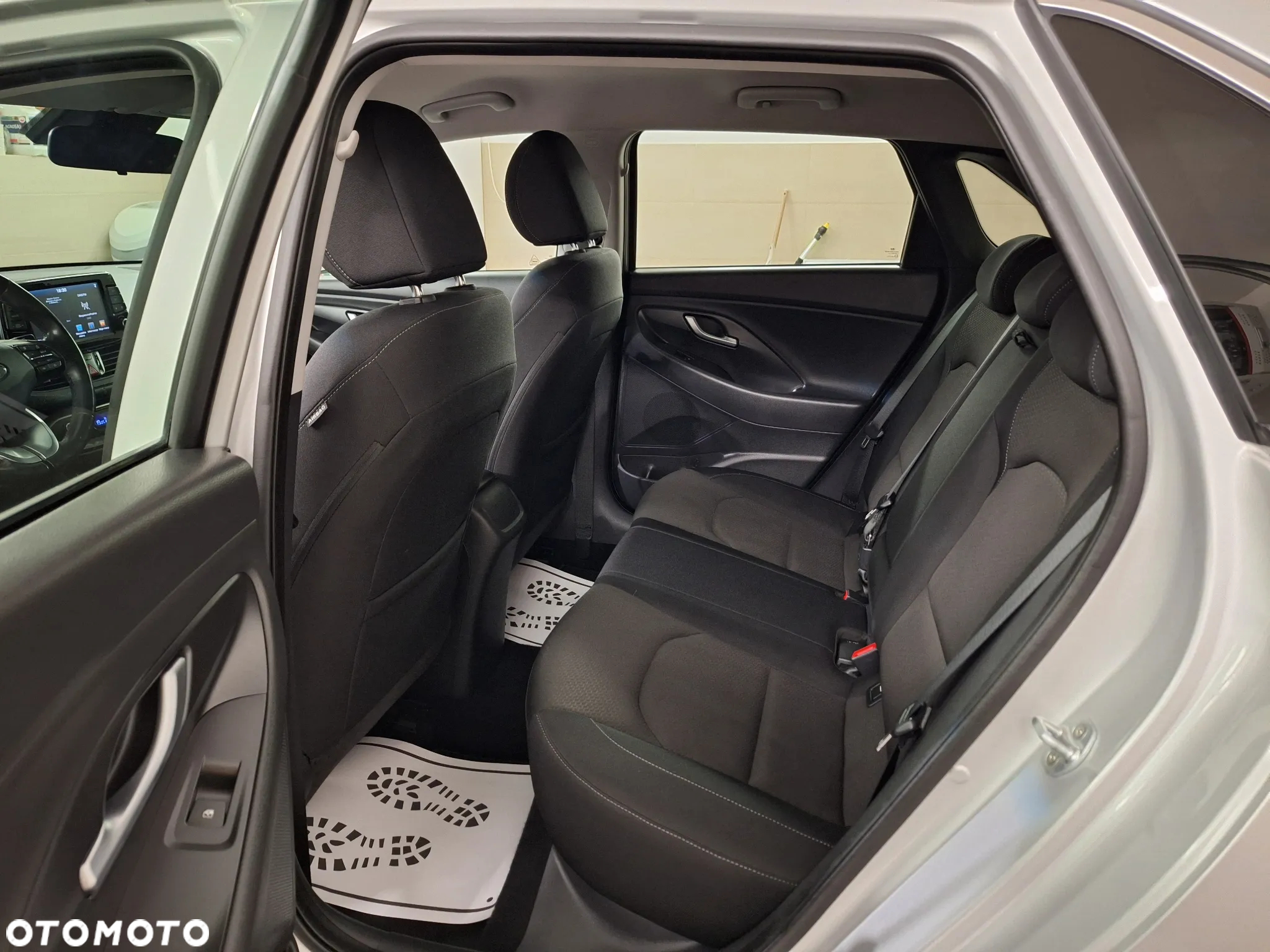 Hyundai i30 1.4 T-GDI Premiere Luxury - 22