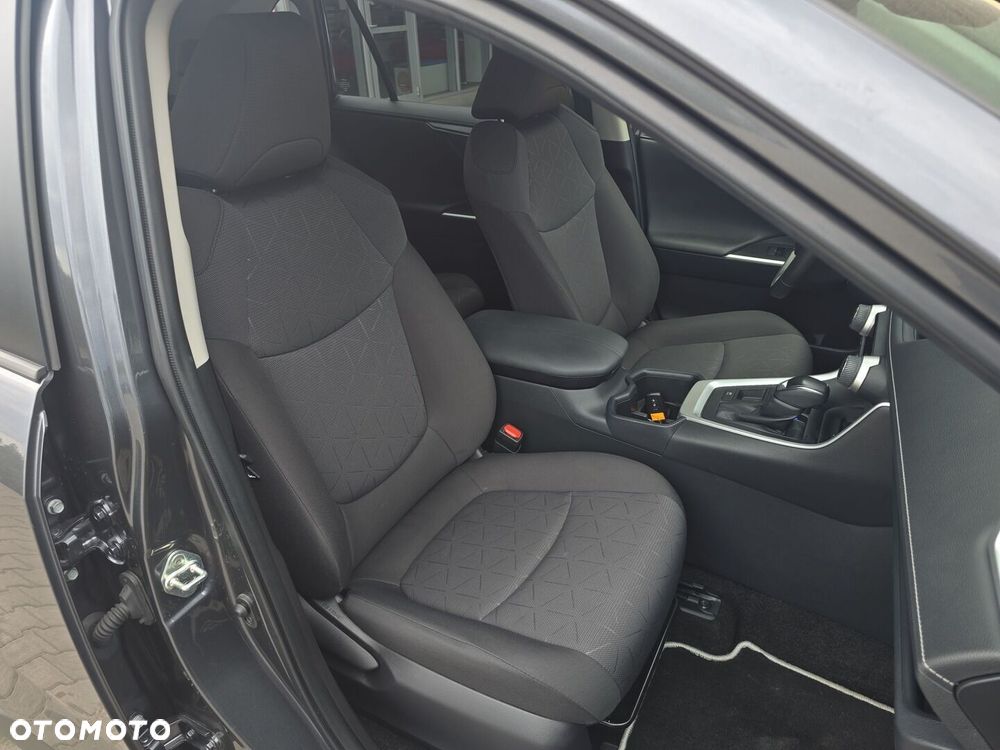 Toyota RAV4 - 14