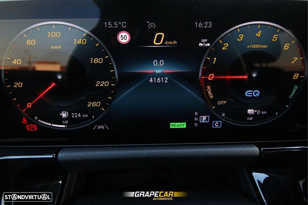 Mercedes-Benz GLA 250 e AMG Line - 19