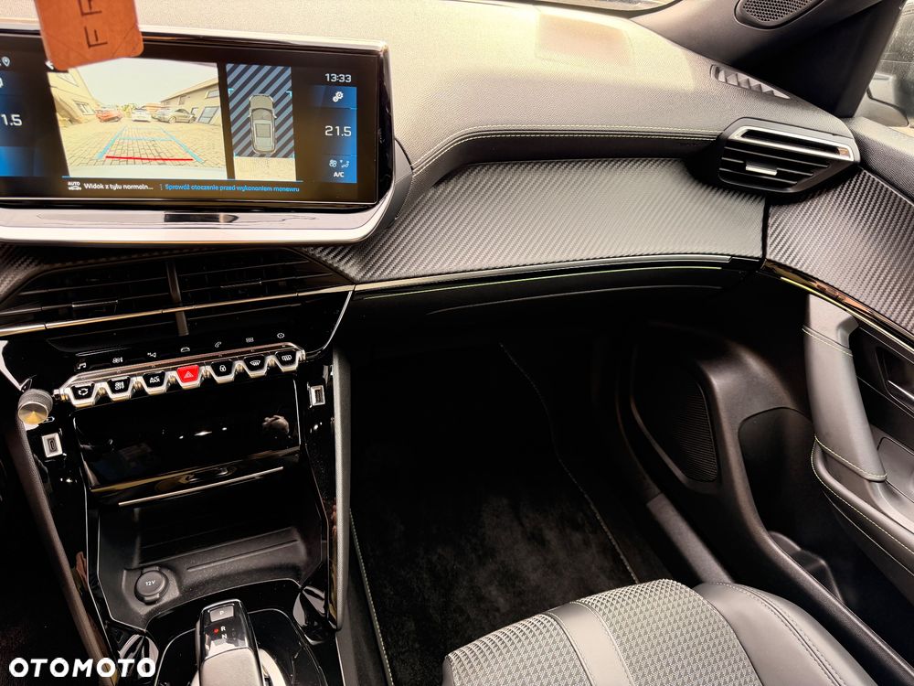 Peugeot 2008 PureTech 130 EAT8 GT - 6