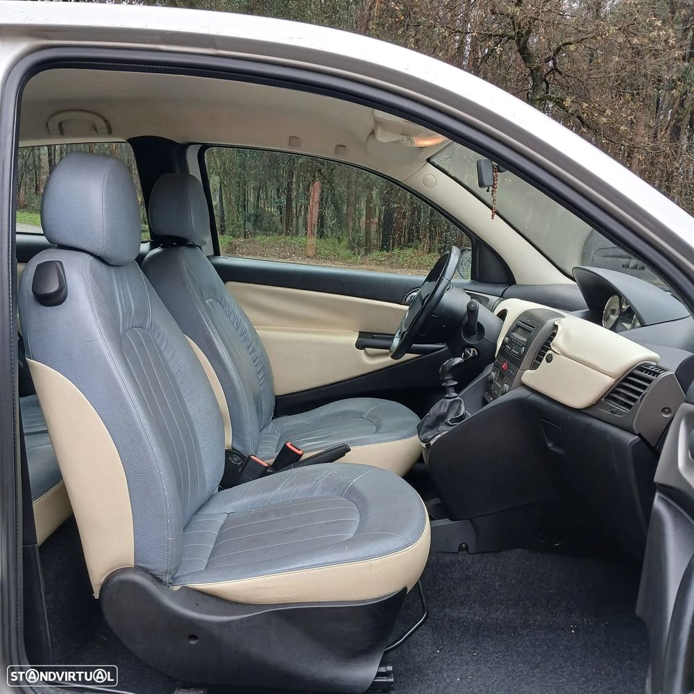 Lancia Y (Ypsilon) 1.2 de 2003 - Peças Usadas (10312) - 6