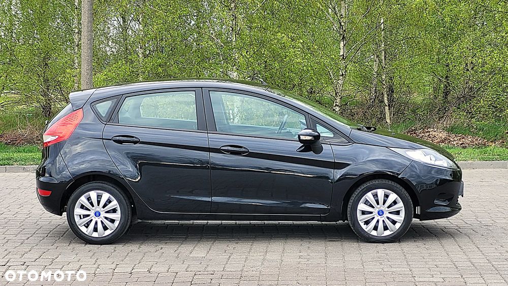 Ford Fiesta 1.25 Trend EU5 - 13