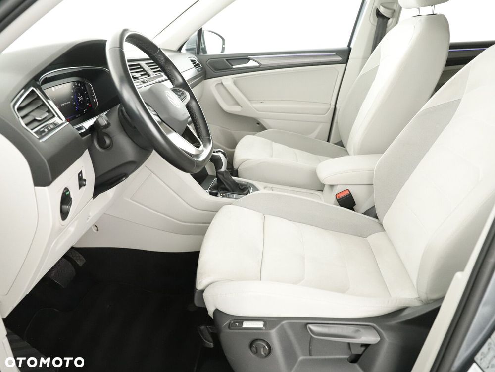 Volkswagen Tiguan Allspace 2.0 TSI 4Mot Elegance DSG - 11