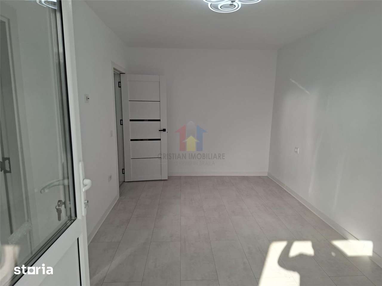 RENOVATA Garsoniera ETAJ 2, Dorobantilor — fotografia 3