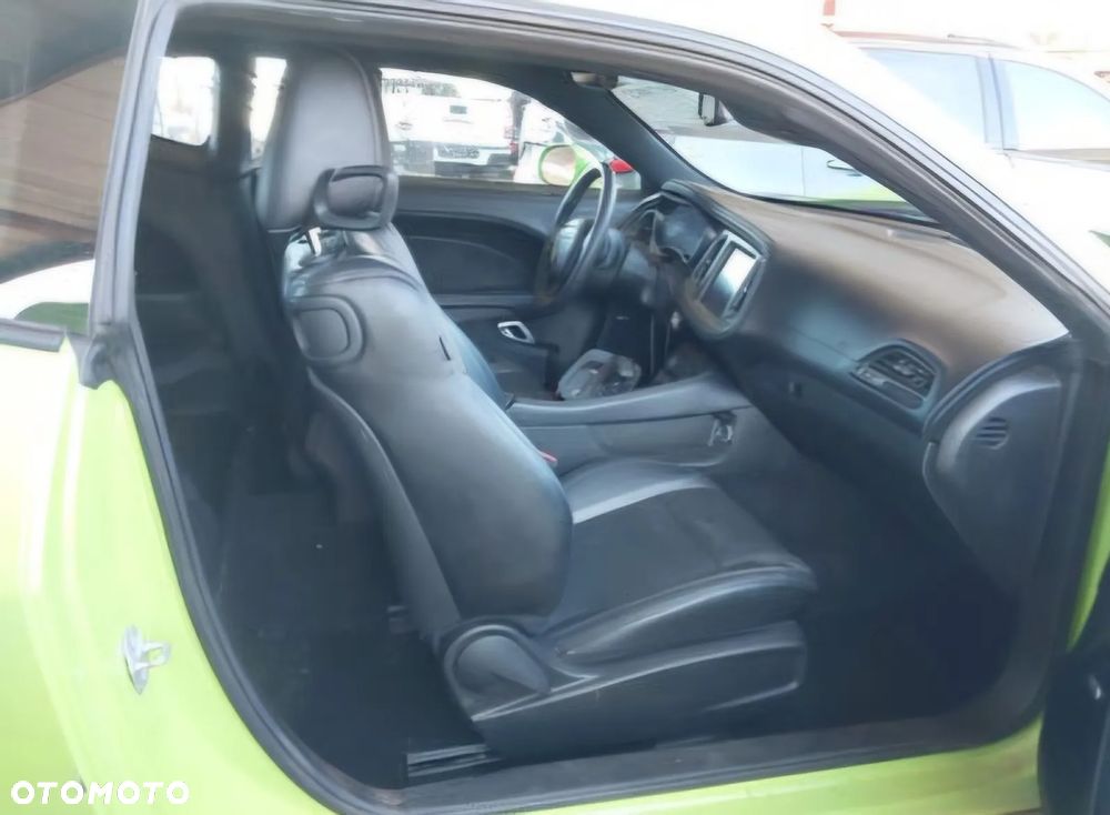 Dodge Challenger 3.6 GT AWD - 6