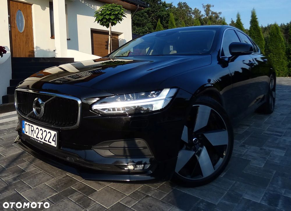 Volvo S90 D4 SCR Momentum Pro - 17