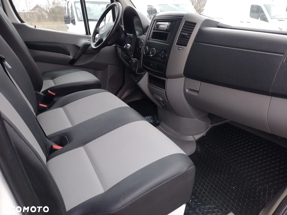 Volkswagen CRAFTER - 13