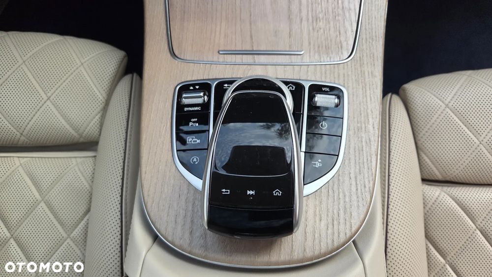 Mercedes-Benz Klasa E 350 Coupe 9G-TRONIC - 35
