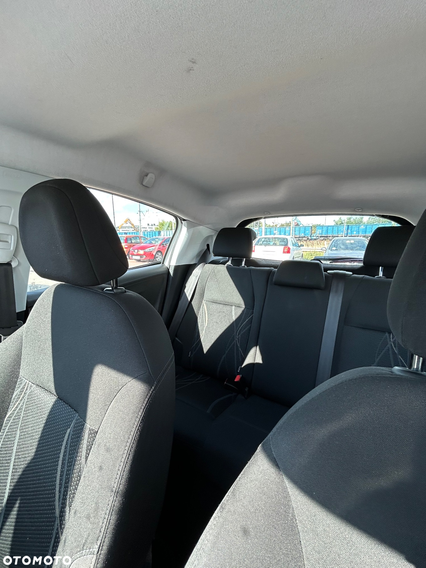 Peugeot 208 1.6 BlueHDi Active - 15