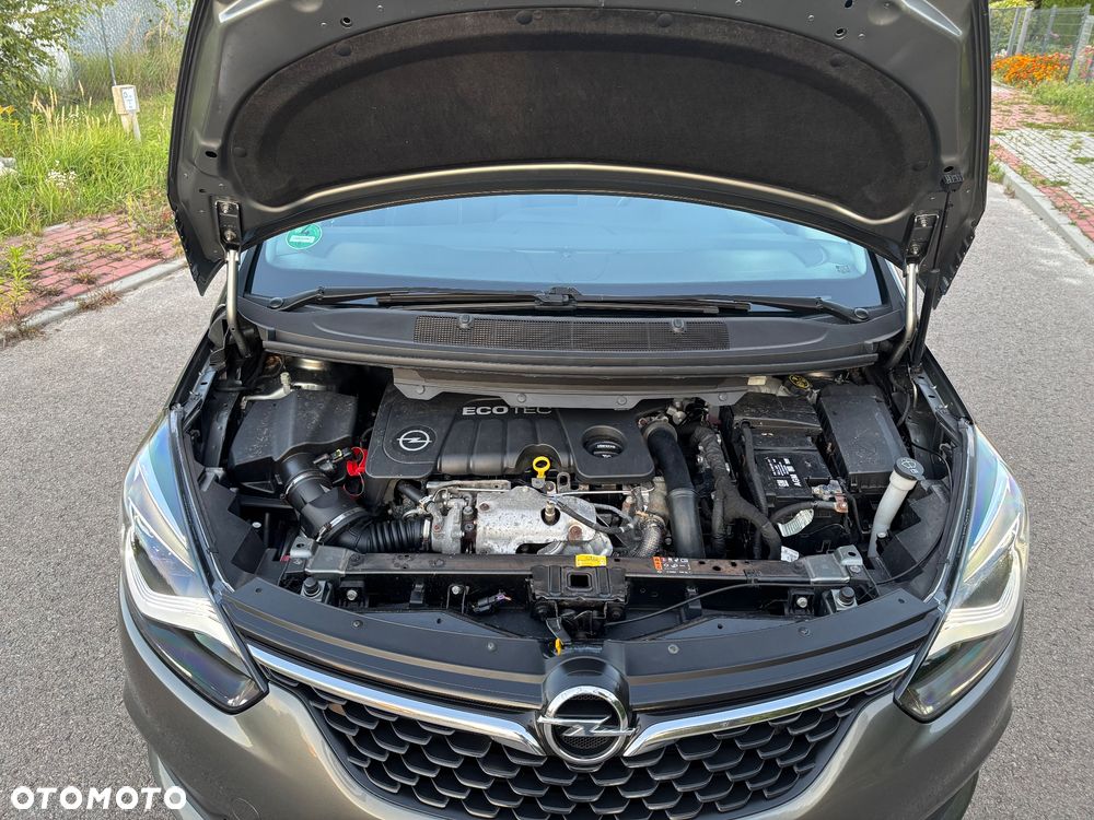 Opel Zafira - 18