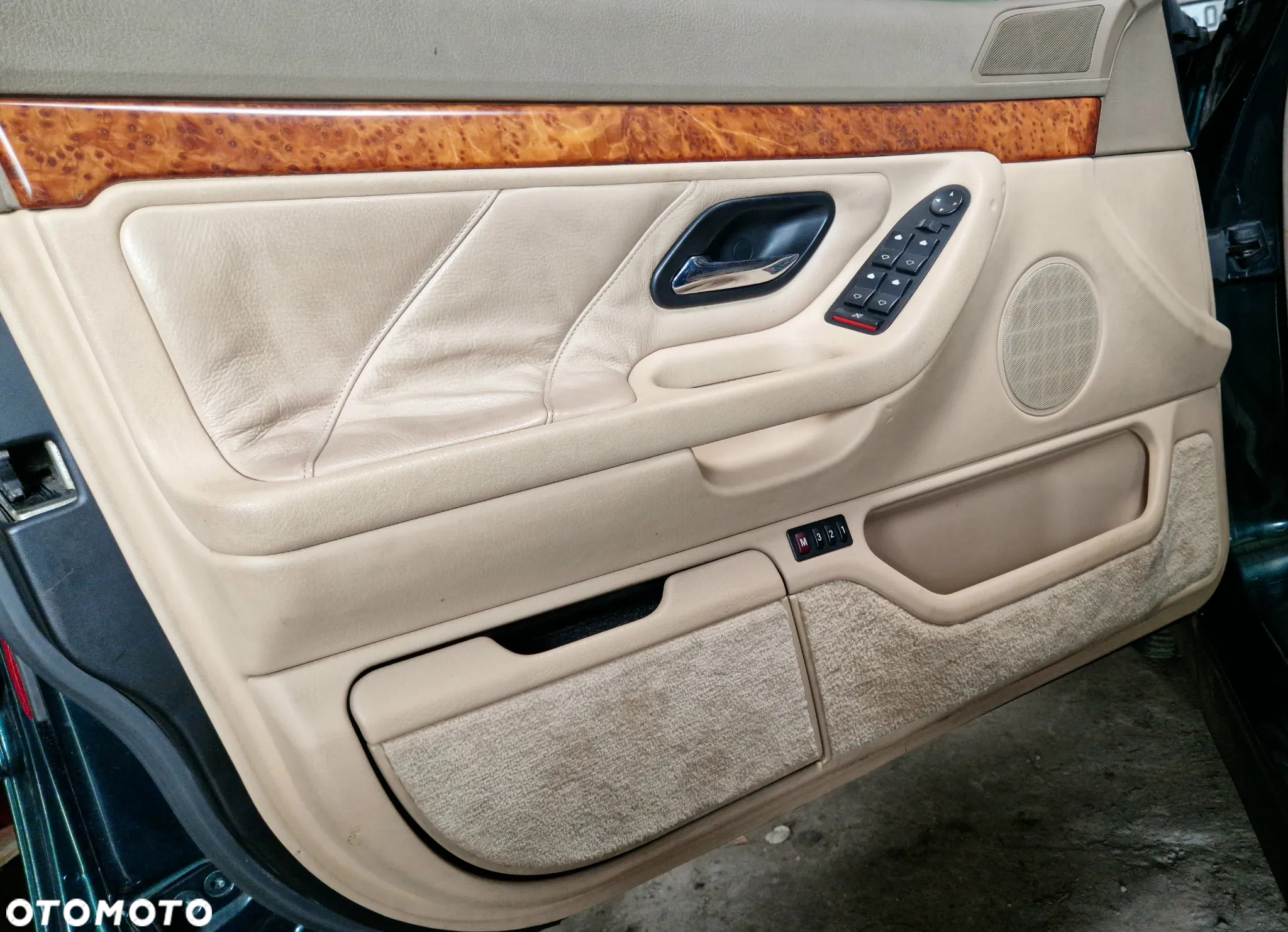 BMW Seria 7 735i - 18