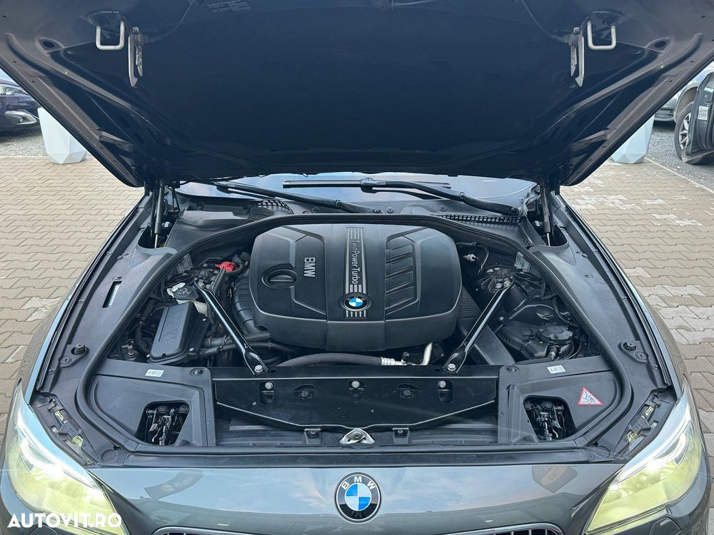BMW Seria 5 525d xDrive Aut. - 27