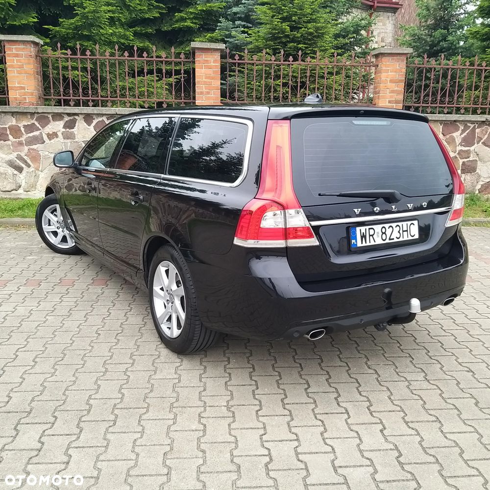 Volvo V70 D4 Black Edition - 8