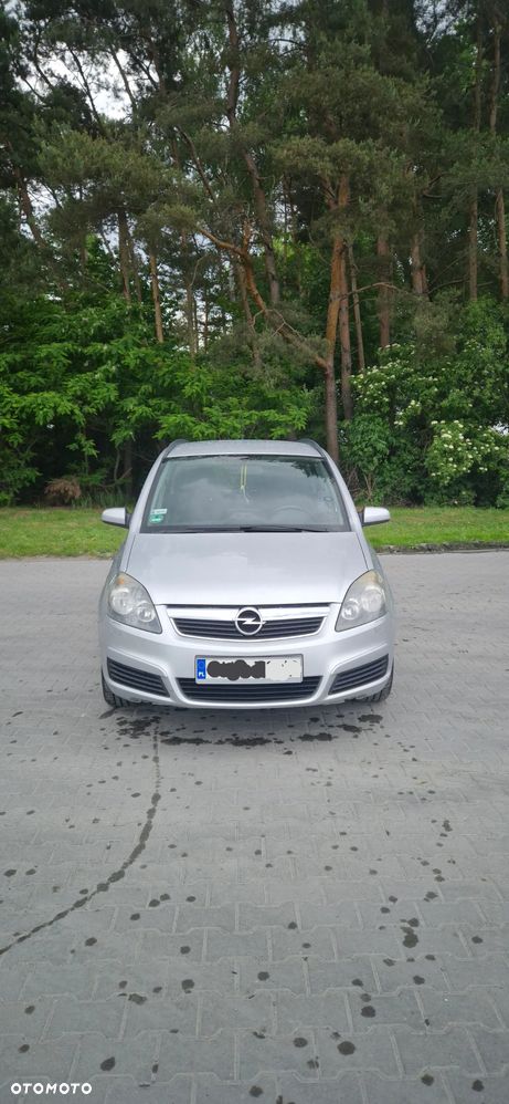 Opel Zafira 1.8 Sport - 1