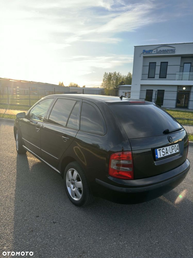 Skoda Fabia 1.4 16V Sportline - 2