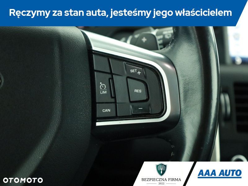 Land Rover Discovery Sport - 16