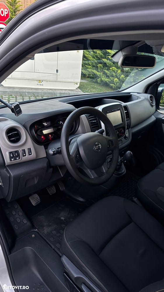 Nissan NV300 - 6