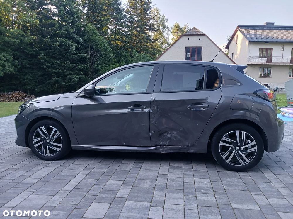 Peugeot 208 PureTech 100 Allure - 8