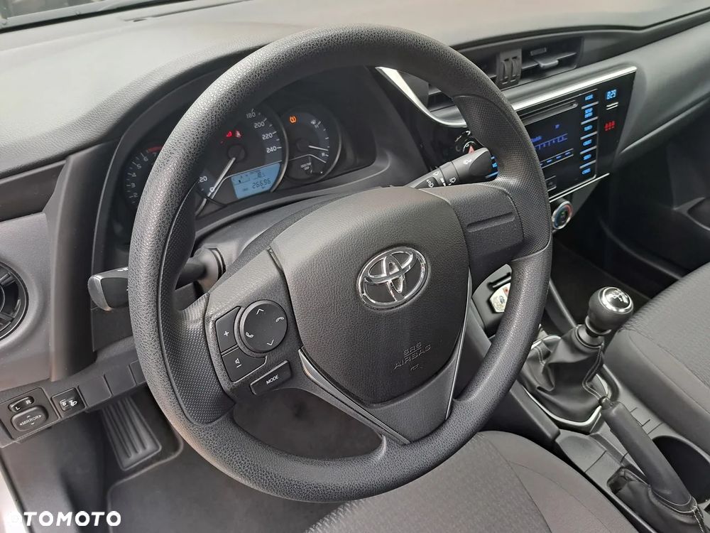 Toyota Corolla 1.6 Active - 10