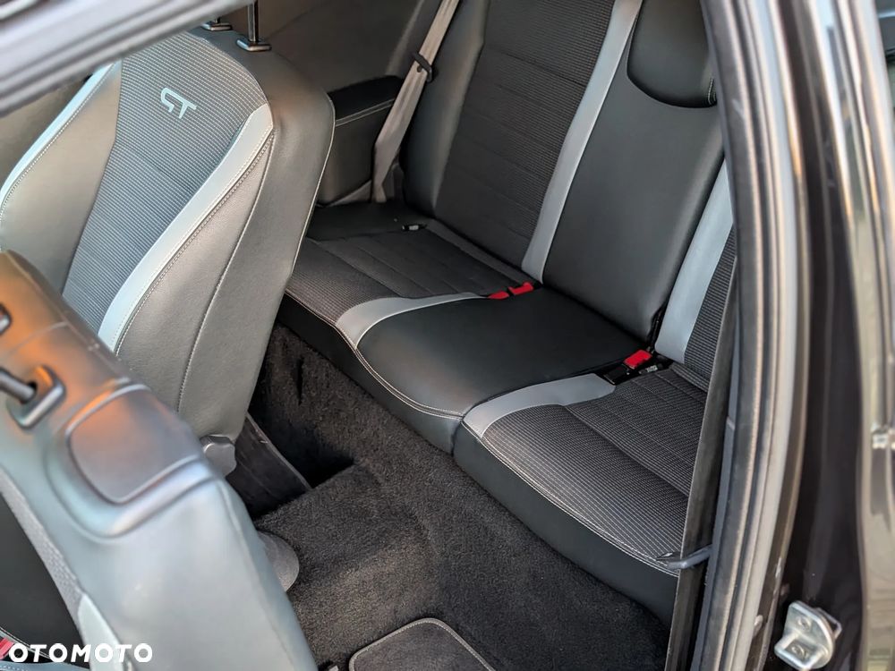 Renault Clio - 25